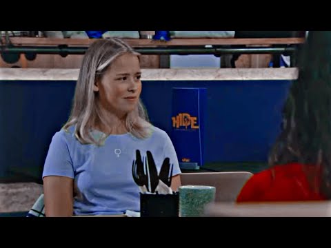 Liv Flaherty 21st September 2021 - liv, chas and aaron spend time together