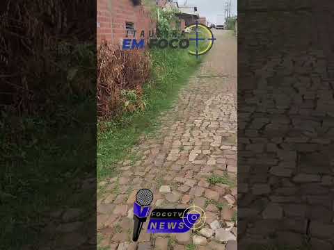 Itaueira, Ruas tomadas de mato.