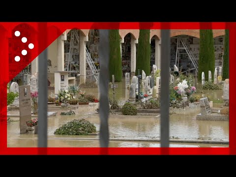 Cimitero allagato nel cesenate: le immagini da Gatteo (FC)