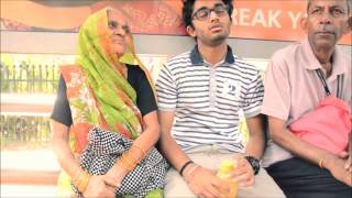 A Short Story of Kindness in 2 min:  Young Man Gives Old Lady Seat on Bus, in New Delhi