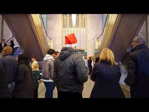 Inside Harrods Knightsbridge at Christmas 🎁 London Store Tour