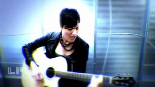 LP33.tv presents Butterfly Boucher &quot;Gun For A Tongue&quot;