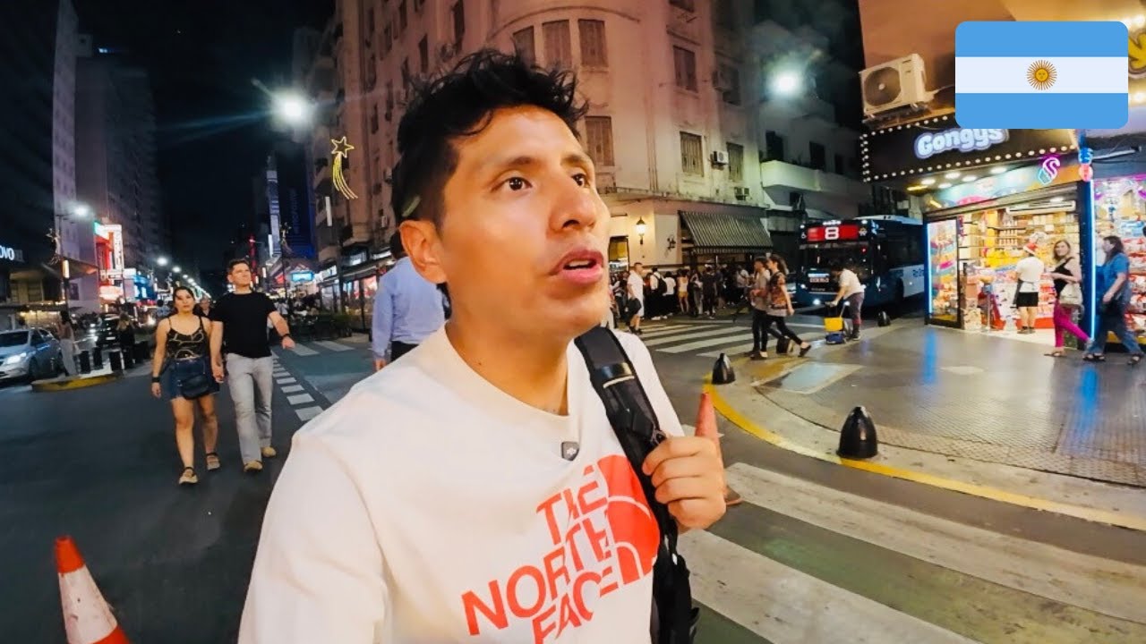 Una NOCHE en BUENOS AIRES🇦🇷: Obelisco ILUMINADO por NAVIDAD