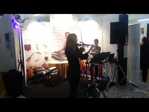 LAURA CALCAGNO ( VIOLINISTA ) AD EVENT'S