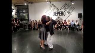 Luis Alberto Rojas & Alicia Pons bailan Milonga Saca Chispa