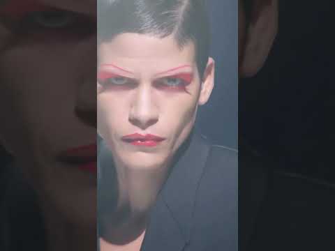 #mugler #supermodel @mugler  #OMAHYRA MOTA @mugler #fallwinter2023 #icon