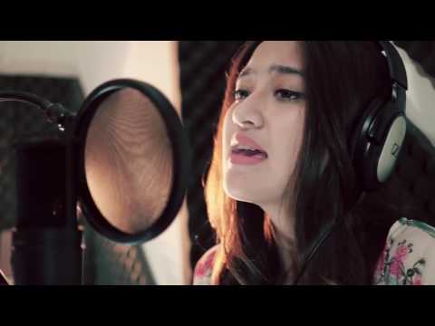 TIGA LAGU GALAU   Akhir Cerita Cinta   Pada satu cinta   Peri Cintaku