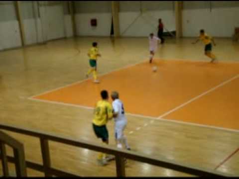 FC Agromeli Brno : SKP Likop Třinec 1:4 (0:2)