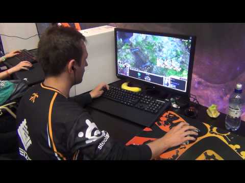 Über die Schulter geschaut: Silviu 'NightEnD' Lazar auf der DreamHack Open: Summer 2013