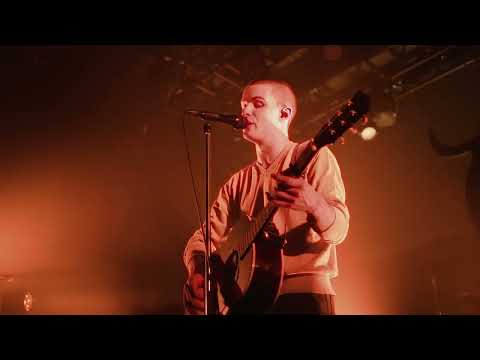 The Royston Club - Cariad (Live From Liverpool)