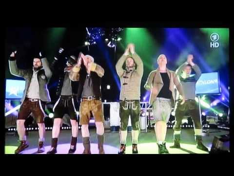 voXXclub flashmob Garmisch