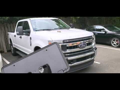 Installing and Removing Front License Plate Bracket on Ford Superduty