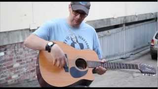 Michael Carpenter discusses his old 12 string acoustic guitar and gives us a lesson...