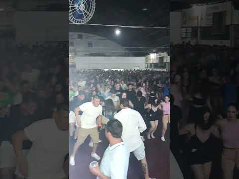 LA MONTANARA AO VIVO NO BAILE DO CHOPP EM LIBERATO SALZANO-RS!