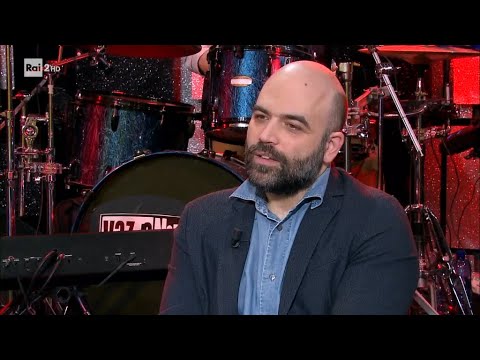 Lundini intervista Saviano - Una pezza di Lundini 18/05/2021