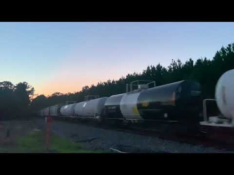 Hefty F727-06 with W943 ammonia & cars from the CLNA on rear. KILLER ECHO & SALUTES