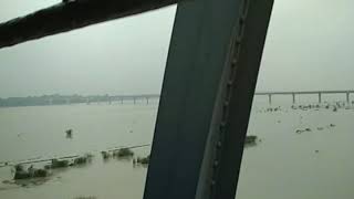 preview picture of video 'Crossing bridges on River Ghaghara on North Eastern Railway'
