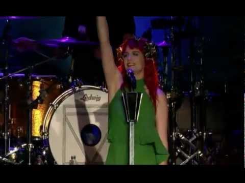 Florence + The Machine - Take Care (Drake Cover) (Live at Bestival 2012)