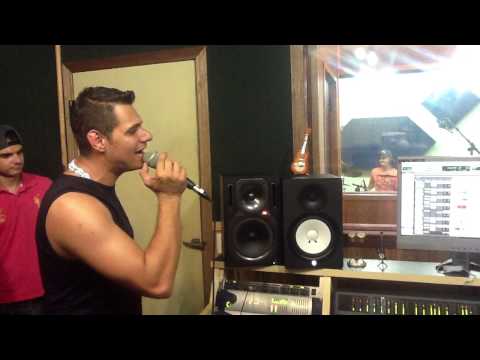 GRUPO MAIS QUE AMIGOS - AMEI DEMAIS(BATE-BOLA 2013)