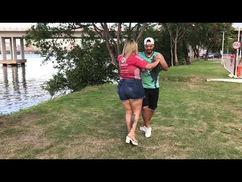 Dançando pagode capixaba - 50 tons