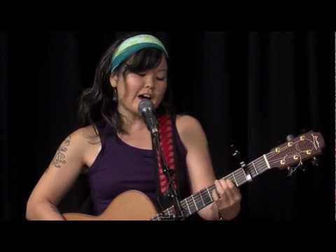 Folk Alley Sessions: Girlyman - "Supernova"