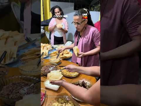 Self-service de recheios? Família organiza noite do pastel com dinâmica inovadora