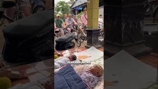 Download lagu This is the first time foreign tourists have been surprised to see a baby in Indonesia. mp3 Download lagu This is the first time foreign tourists have been surprised to see a baby in Indonesia. mp3