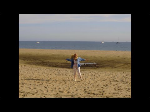Andrea Turk - American Dream (Official Video)