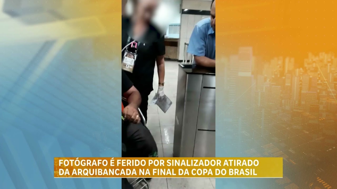 Fotógrafo é ferido por sinalizador atirado da arquibancada na final da Copa do Brasil