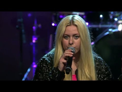 Karolina Westberg sjunger Addicted To You i solomomentet av Idols slutaudition - Idol Sverige (TV4)
