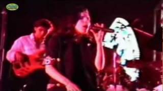 Laura Pausini - il cuore non si arrende (VIDEO OFICIAL HD) - akeusproduccionestv