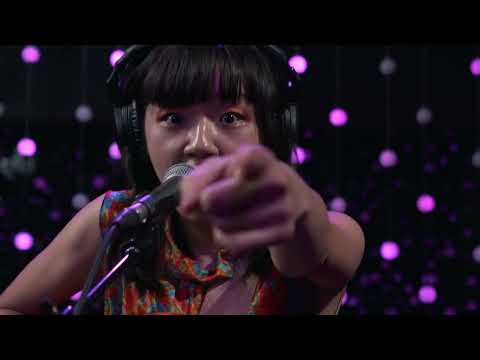 Otoboke Beaver - I checked your cellphone (​携​帯​み​て​し​ま​い​ま​し​た​) (Live on KEXP)