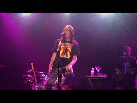 download lagu mp3 mp4 Todd Rundgren Clearwater, download lagu Todd Rundgren Clearwater gratis, unduh video klip Todd Rundgren Clearwater