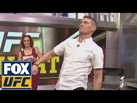 Stephen Thompson Talks About Tough 4th Round At UFC 205