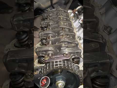 Thumbnail for Open Engine Valvetrain Operation Mercedes-Benz M113 V8 G500 W463 G-Wagen by Mercedes-Benz W463