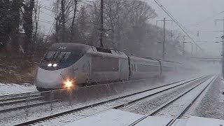 preview picture of video 'Amtrak Acela in the Snow'