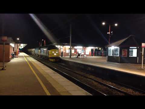 (HD) DRS 37405+37608 pass Wigan North Western on 6K73 18th February 2014