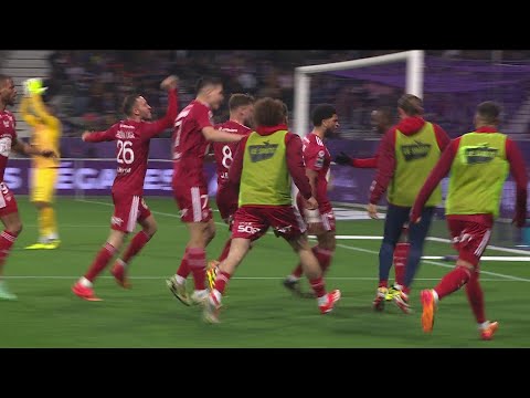 La frappe imparable et géniale de Mahdi Camara !