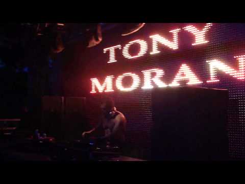 DJ Tony Moran @ The Week - Florianapolis - 2-14-10 # 7.MP4