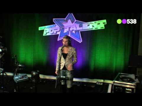 Iris de Schepper - Beneath Your Beautiful (Live bij Ruud de Wild)