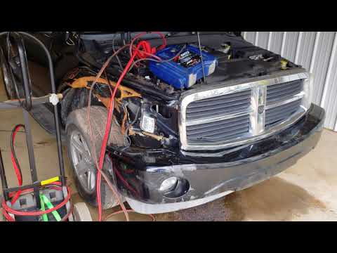 18E0592 - 2005 Dodge Durango SLT - 5.7L