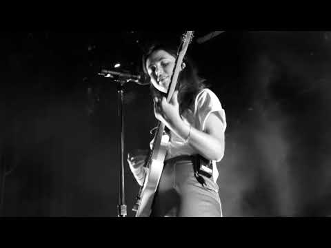 Clairo Bags Live Hd 2019 Los Angeles El Rey Theatre