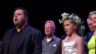 Amira Willighagen and Paul Potts sing &quot;Con Te Partiro&quot; 19-11-2014