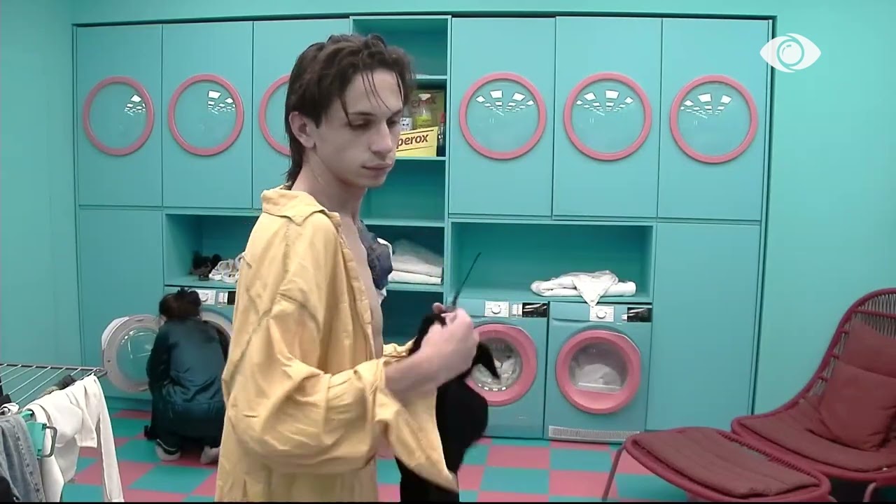 “Hajde ti o Mrs. Doubtfire”/ Rozana debaton me Gertën dhe Vserlon: O këmbëtrasha e babës ti