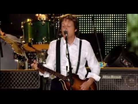 Paul McCartney "A Day In The Life" Live