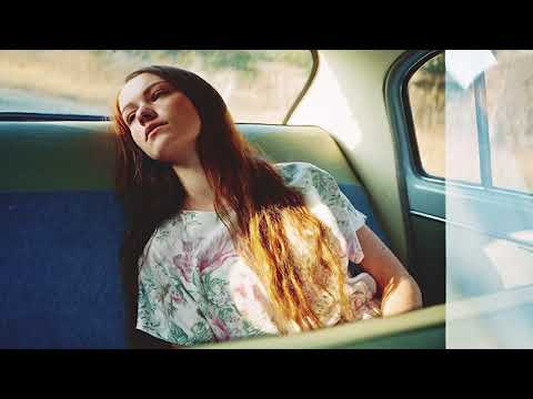 yerbownik  -  waiting in a car