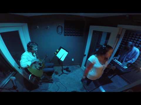 Crystal Gayle Cover - Dani Grace Cole & Co - Don't It Make My Brown Eyes Blue