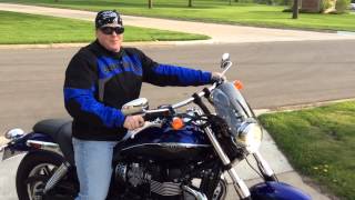 Jay's New 2013 Triumph Speedmaster / Buddy Stops By On Bike
