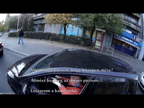 MFA-675 Dudál mert minden piroson átmegyek - Beeps for I jump all red lights