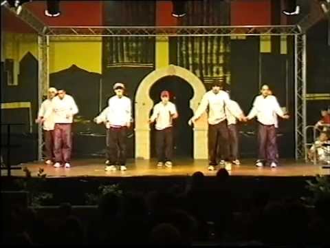 Flying Steps in Wassertründigen 2001